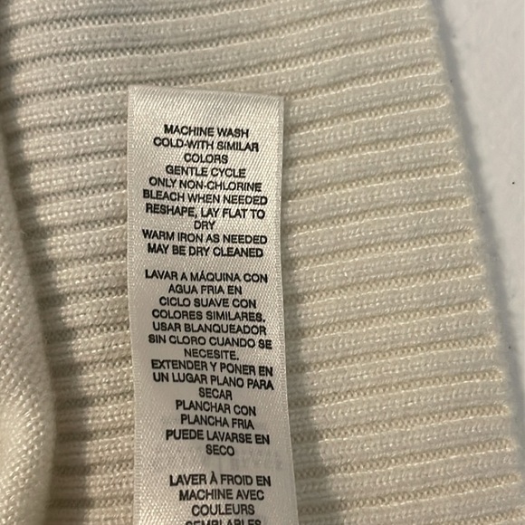 WHBM Long Cream Cardigan Sweater Size XS - Picture 6 of 6